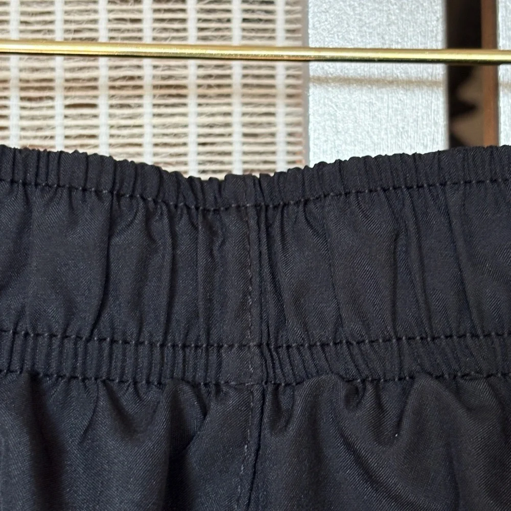 Nike Women's Black Athletic Shorts - Picture 3 of 6